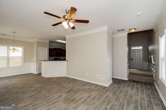 7092 Littlebrook Way in Douglasville, GA - Building Photo - Building Photo