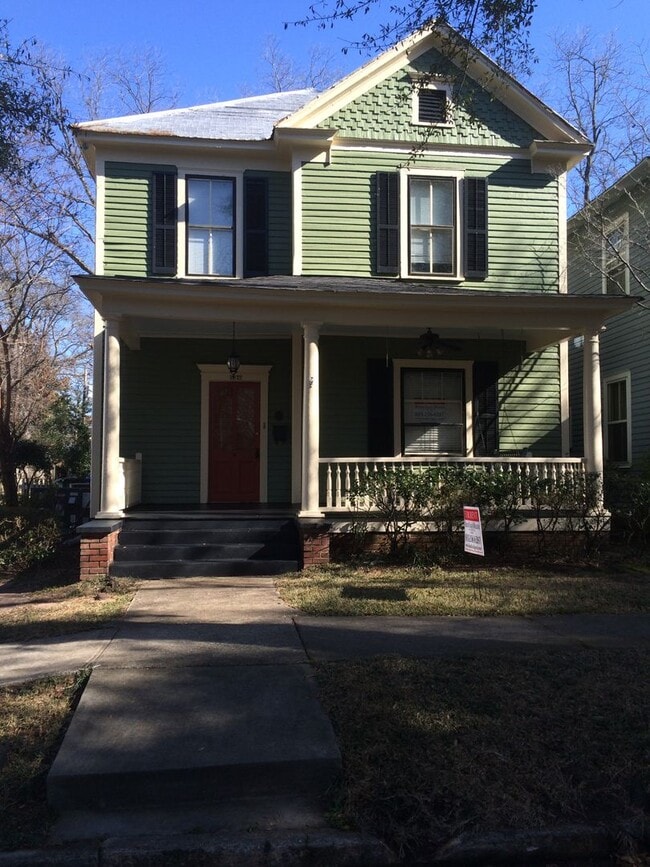 property at 2322 Lincoln St