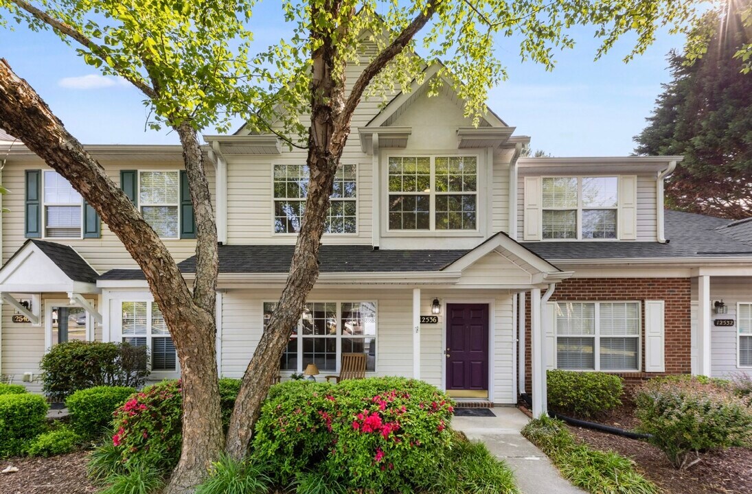 12536 Hennigan Place Ln in Charlotte, NC - Building Photo
