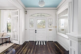 1112 Broadway Avenue J in Galveston, TX - Foto de edificio - Building Photo