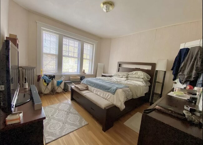 73 Longwood Ave, Unit 1F in Brookline, MA - Building Photo - Building Photo