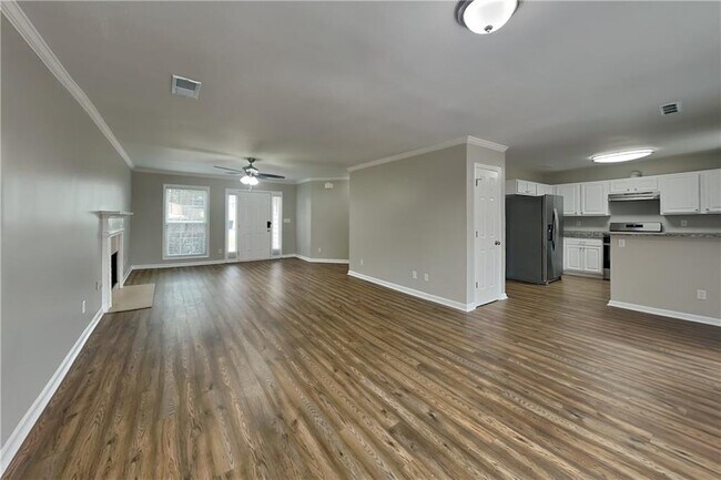 5355 Windswept Trce in Sugar Hill, GA - Building Photo - Building Photo