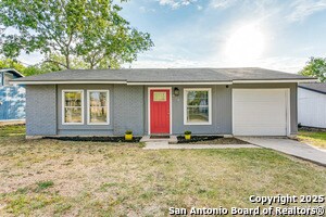 816 Hickory Hill Dr in San Antonio, TX - Foto de edificio