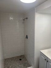 2334 Wilshire St, Unit Apartment in Riverside, CA - Foto de edificio - Building Photo