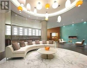 135 Village Green Square in Toronto, ON - Building Photo - Building Photo