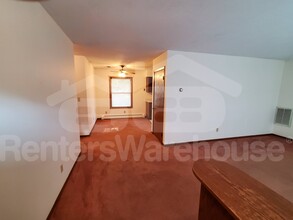 100 Marvin Ln in Northfield, MN - Building Photo - Building Photo