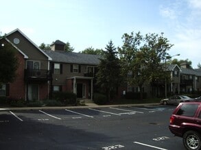1543 Raymond Dr in Naperville, IL - Building Photo - Building Photo