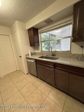 4439 Crescent in Spring Hill, FL - Building Photo - Building Photo