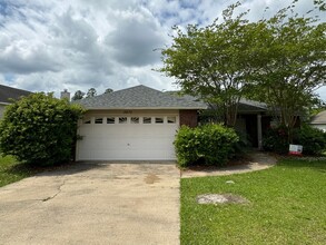 8476 Hannary Dr in Tallahassee, FL - Building Photo - Building Photo