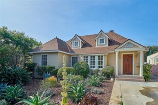 433 S Bundy Dr in Los Angeles, CA - Building Photo