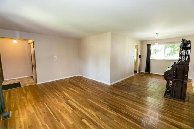 2264 McKelvey Rd in Maryland Heights, MO - Building Photo - Building Photo