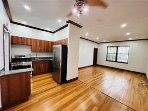 1470 Lincoln Ter, Unit 1 in Miami Beach, FL - Building Photo - Building Photo