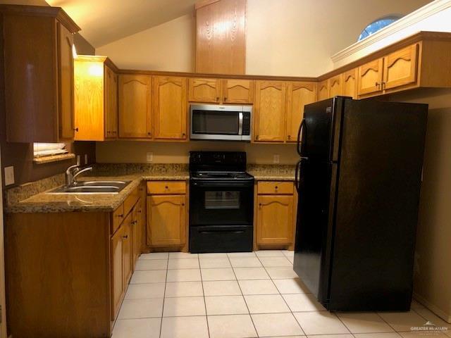 2219 W Candlelight Ln-Unit -4 in Edinburg, TX - Foto de edificio - Building Photo