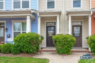 1223 Perry St in Richmond, VA - Foto de edificio - Building Photo