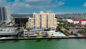 1625 Kennedy Cswy in North Bay Village, FL - Building Photo
