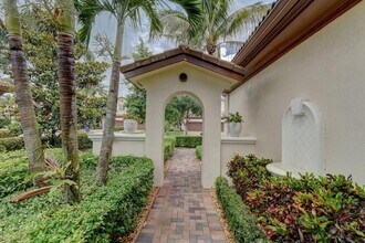 218 Tresana Blvd in Jupiter, FL - Building Photo - Building Photo