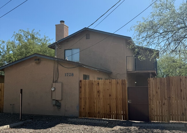 property at 1728 N Santa Rita Ave