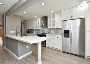 14573 Misty Meadow Ln in Houston, TX - Foto de edificio - Building Photo