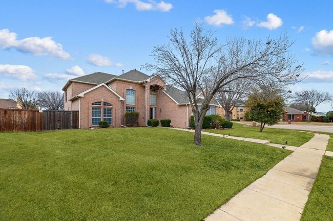 property at 3921 Harrison Ct