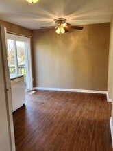 14 Windsor Ct in Millersville, PA - Building Photo - Building Photo