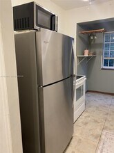 11701 NE 11th Pl in Biscayne Park, FL - Building Photo - Building Photo