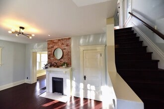 240 E Duncan St in Columbus, OH - Foto de edificio - Building Photo