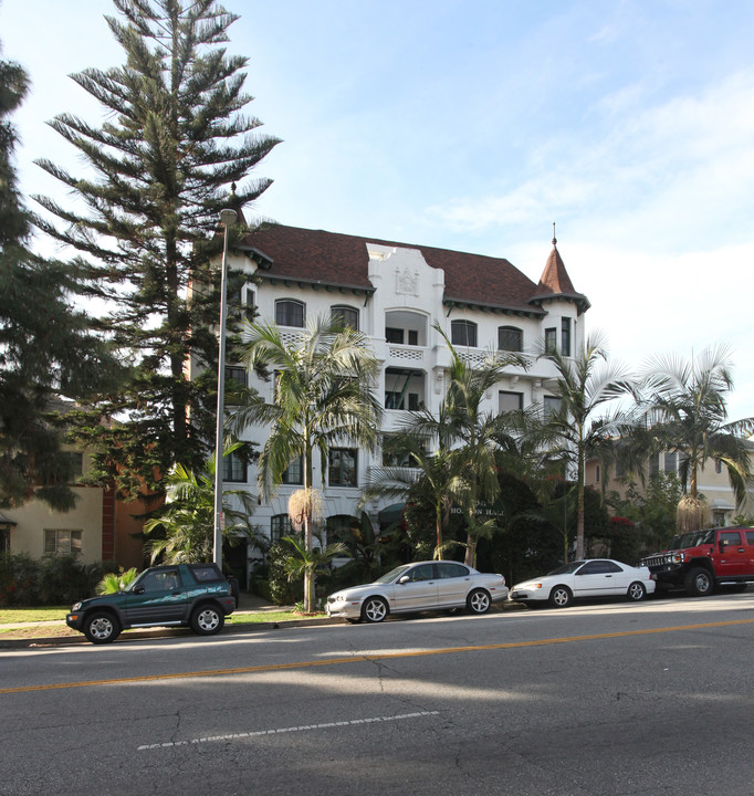 Horton Hall in Los Angeles, CA - Building Photo