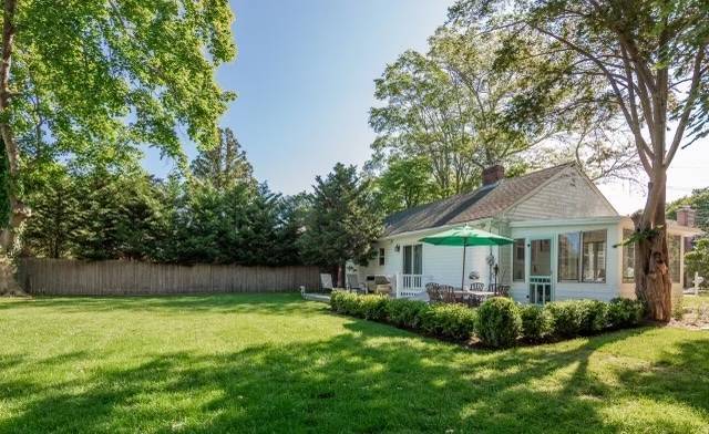 31 Conklin Terrace in East Hampton, NY - Building Photo - Building Photo