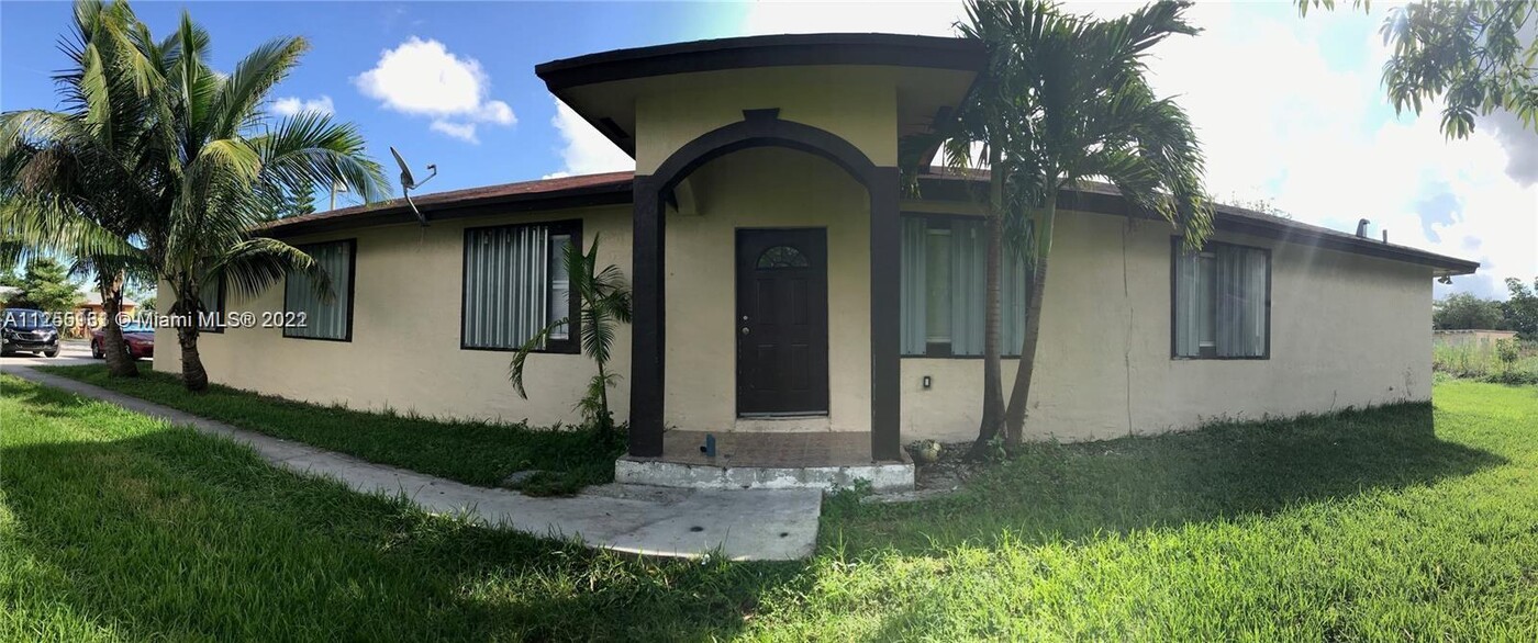 26650 SW 138th Ct-Unit -Front in Homestead, FL - Building Photo