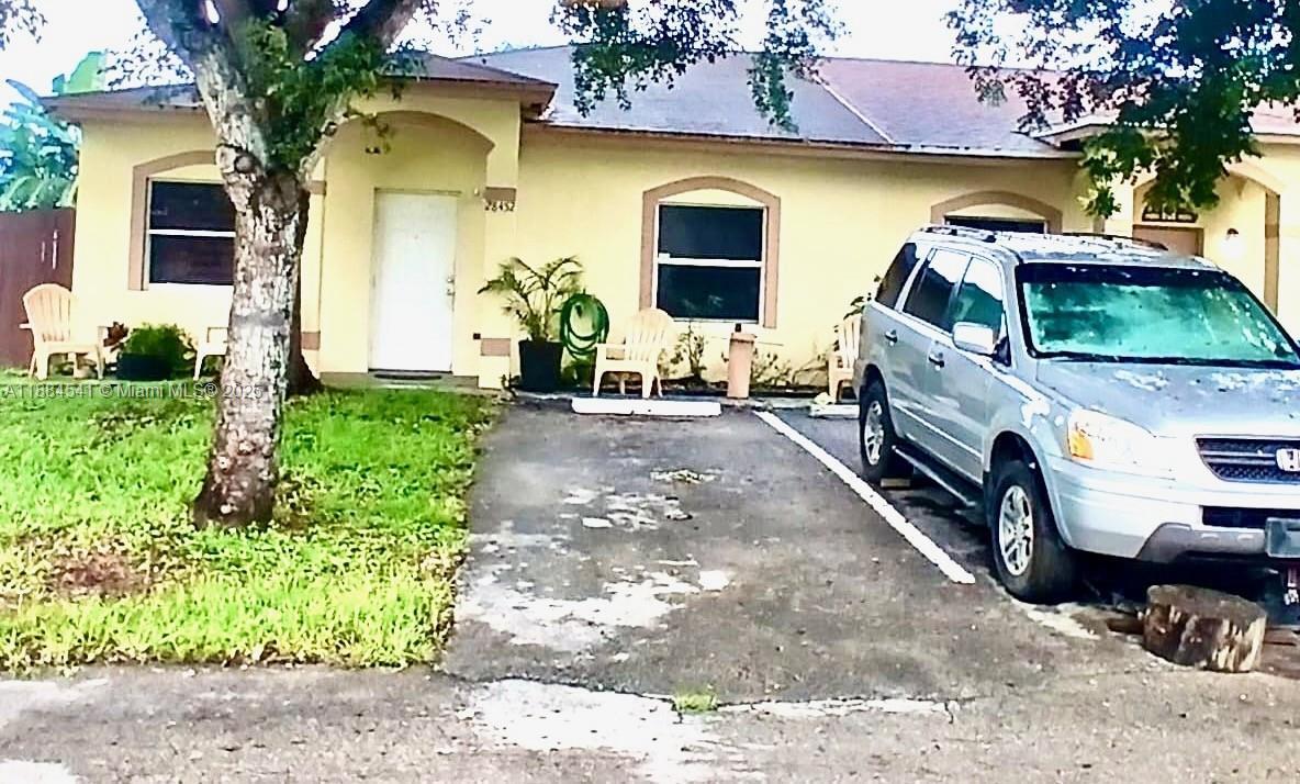 28452 SW 141st Pl in Homestead, FL - Building Photo