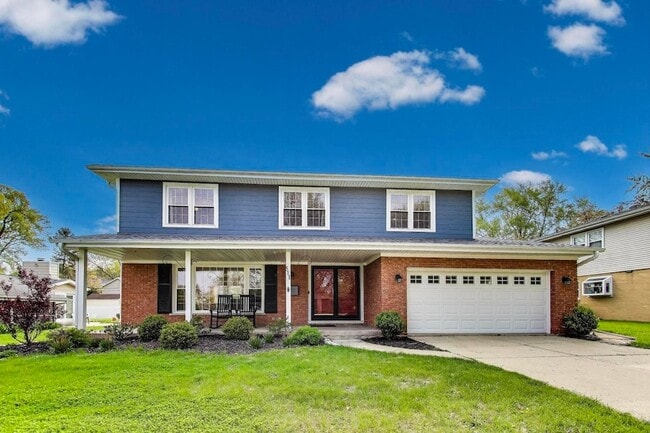 property at 511 S Dwyer Ave