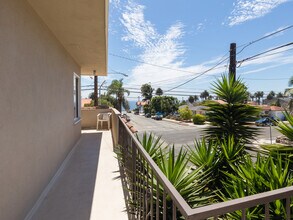 3644 Almeria St in San Pedro, CA - Building Photo - Building Photo