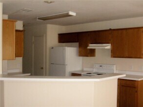 9623 Sugar Hill Dr in Austin, TX - Building Photo - Building Photo