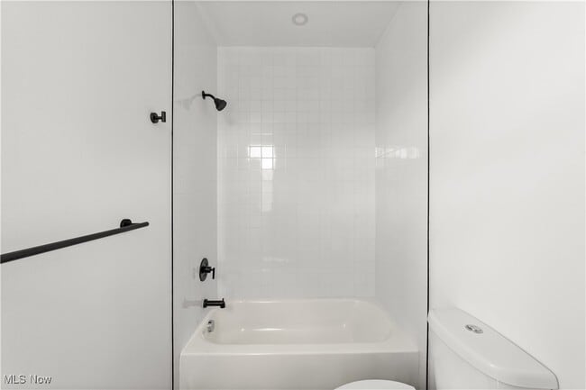 property at 2017 W 44th St