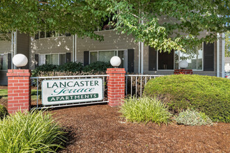 Lancaster Terrace Apartments in Salem, OR - Building Photo - Building Photo