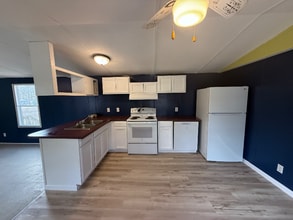 16 Jockey St in Walterboro, SC - Building Photo - Building Photo