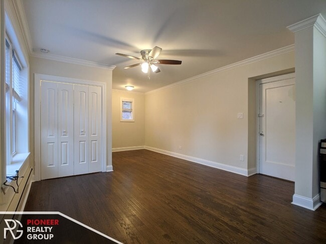 2127 N Dayton St, Unit 2129-308 in Chicago, IL - Building Photo - Building Photo