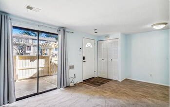 8851 Welbeck Way in Montgomery Village, MD - Building Photo - Building Photo