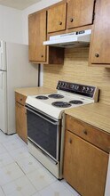 15523 Aldine Westfield Rd-Unit -6 C in Houston, TX - Foto de edificio - Building Photo