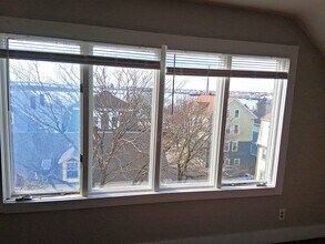 46 Armstrong Ave, Unit Unit #4 in Providence, RI - Building Photo - Building Photo