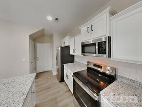 1056 Lindyn Lee Wy in Gallatin, TN - Building Photo - Building Photo