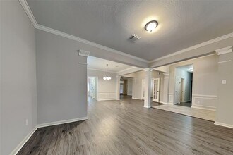 4106 Hill Springs Dr in Houston, TX - Building Photo - Building Photo