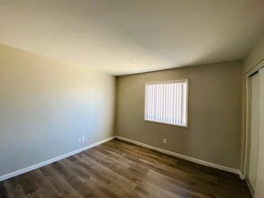 2438 E Inverness Ave in Mesa, AZ - Building Photo - Building Photo