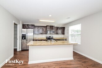 210 Oakwell St in Calera, AL - Building Photo - Building Photo