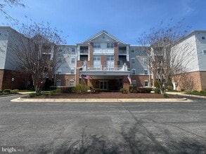 2604 Chapel Lake Dr in Gambrills, MD - Building Photo - Building Photo
