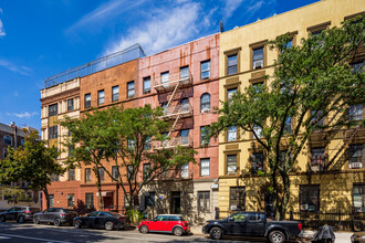 21 W 106th St in New York, NY - Building Photo - Building Photo