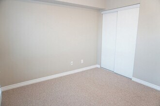 Woodland Trail Apartments in Waterloo, ON - Building Photo - Building Photo