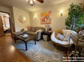 5 Phillips St, Unit 3 in Boston, MA - Building Photo