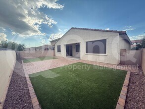 7311 S Via Cabana in Tucson, AZ - Building Photo - Building Photo