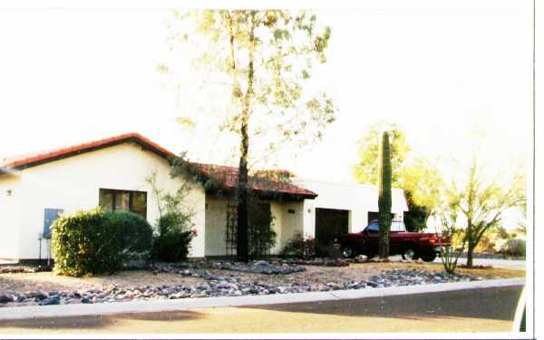 16904 E Alamosa Ave in Fountain Hills, AZ - Foto de edificio